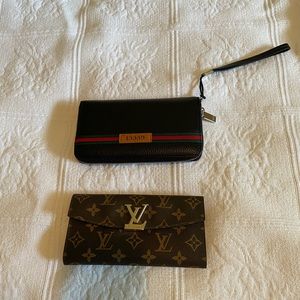 Women’s t shirt varies zs  medium and large